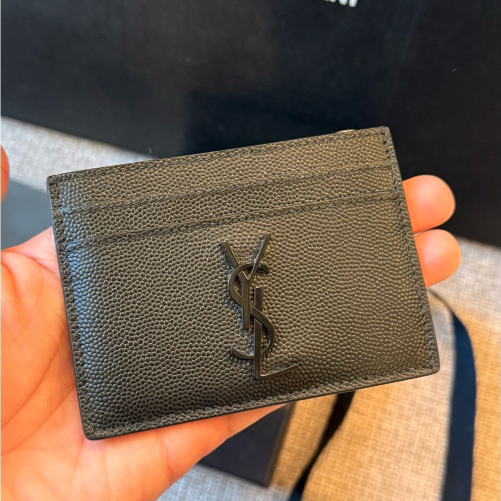 YSL CASSANDRE CARD CASE